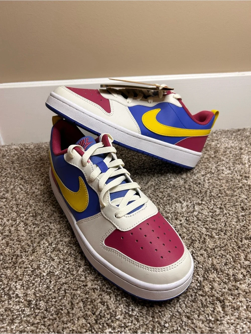 NEW Nike Court Borough Low size 7Y/ 8.5 Women's